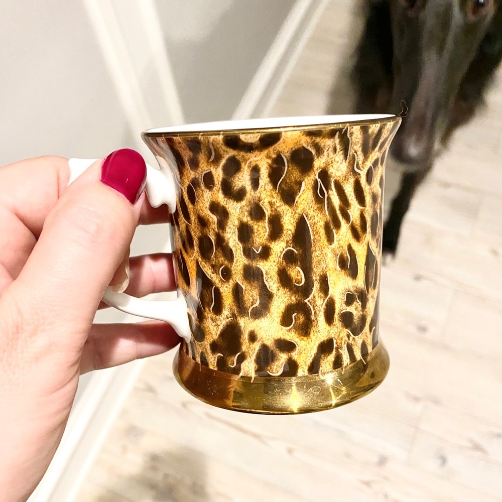 Set of 3 mugs, leopard design with gold rim